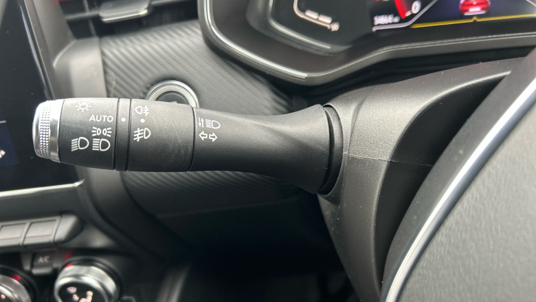 Renault Clio 1.0 TCe 100 RS Line 5dr Petrol Hatchback